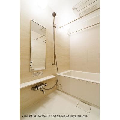 Room image 9