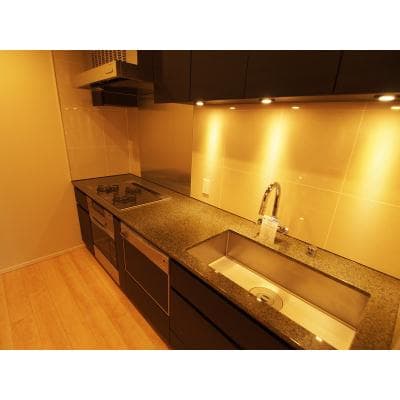 Room image 9