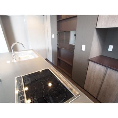 Room image 8