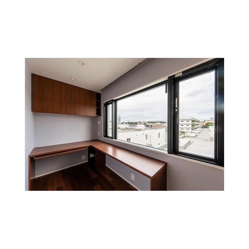 Room image 8