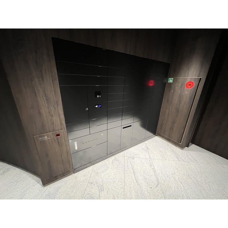 Room image 8