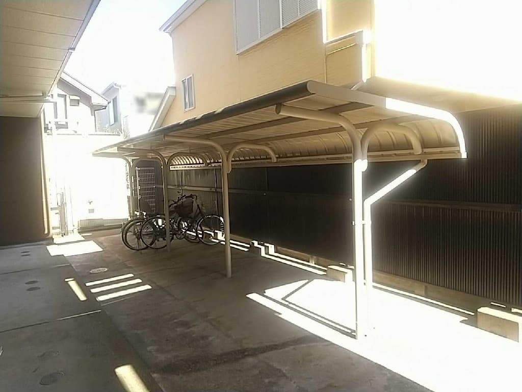 Room image 11