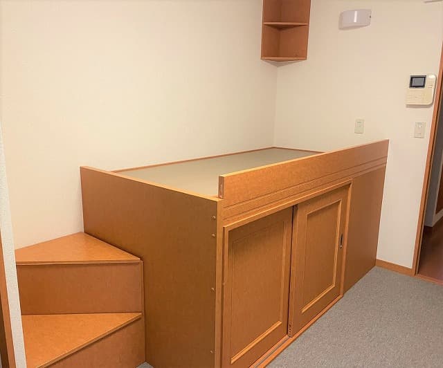 Room image 10