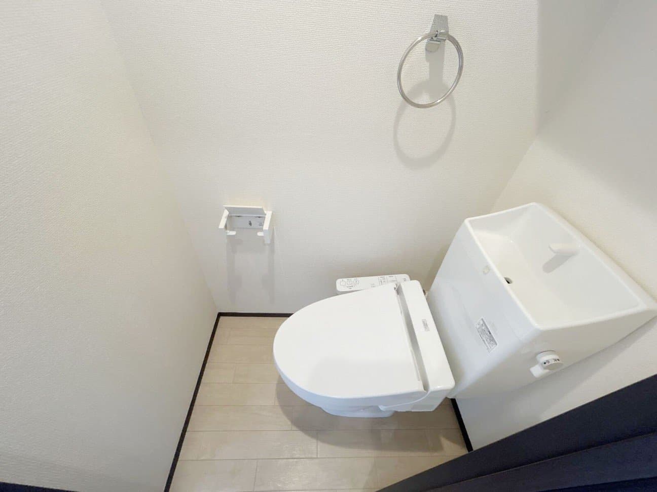 Room image 9
