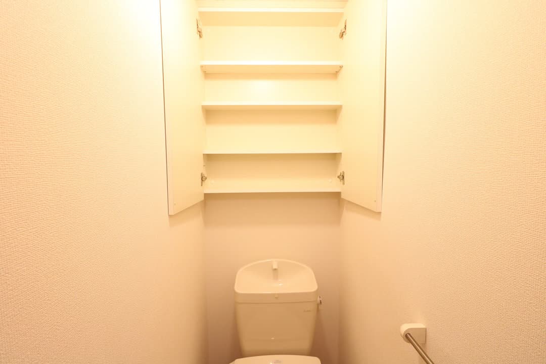 Room image 14