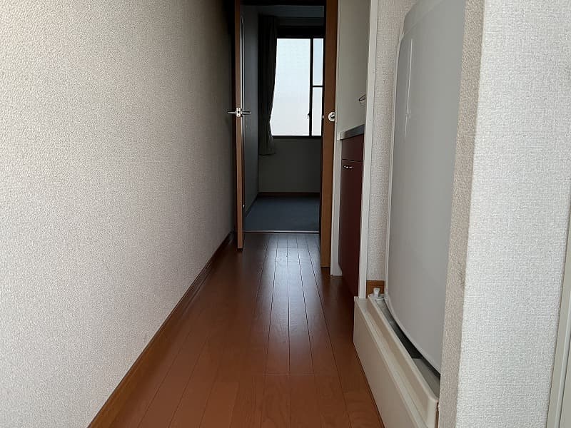 Room image 11