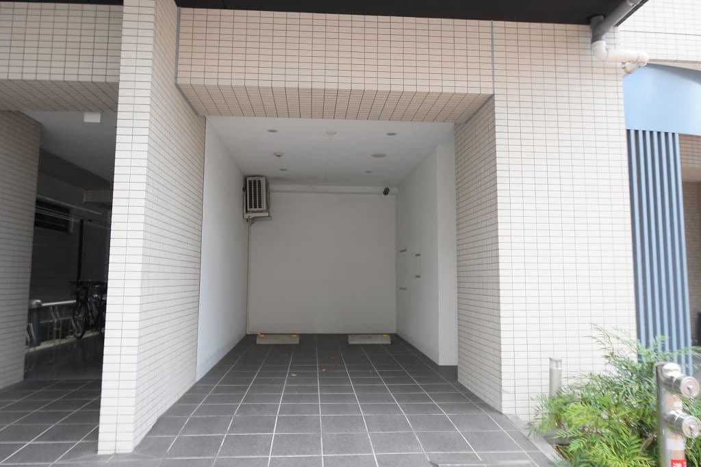 Room image 14