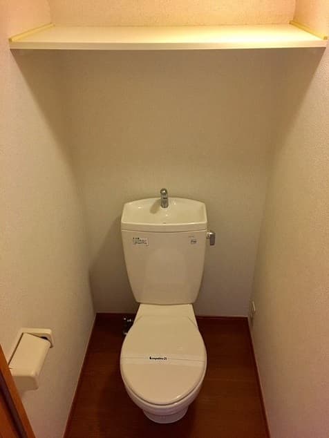 Room image 11