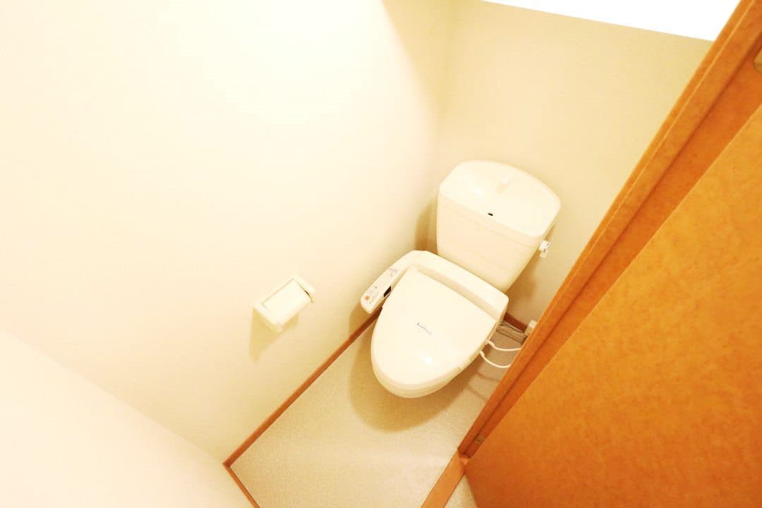 Room image 13