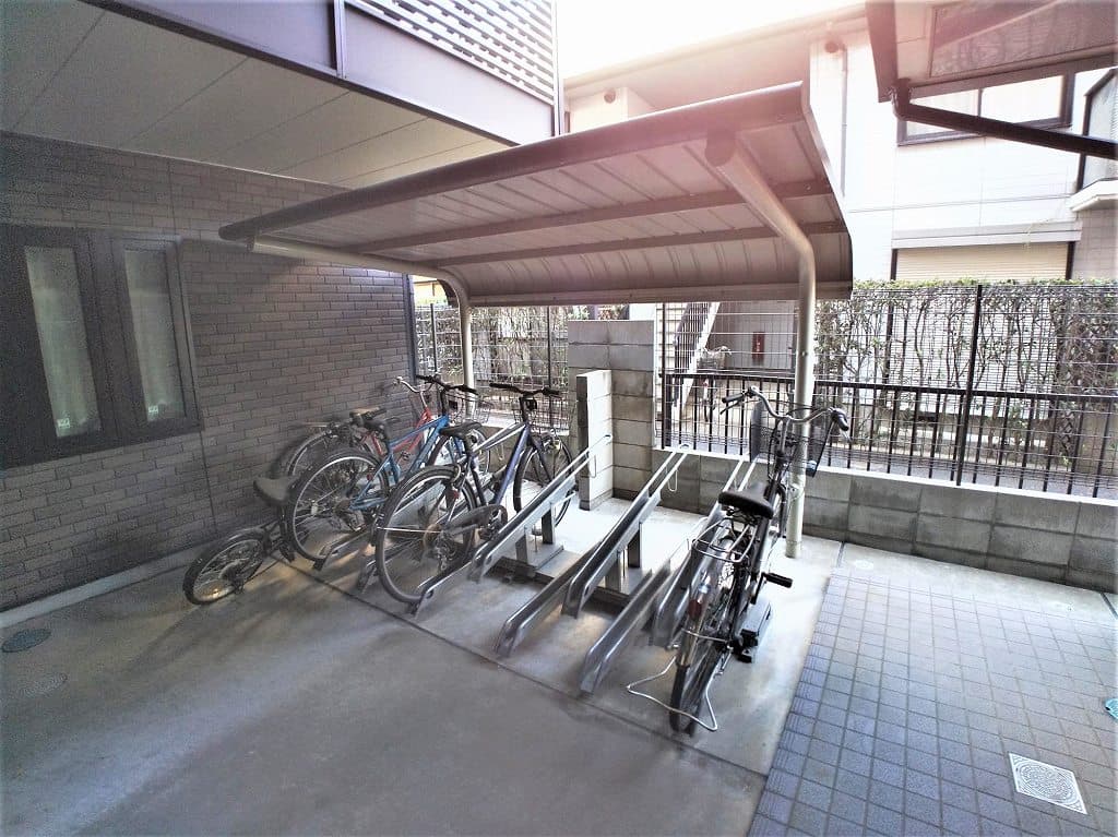 Room image 11
