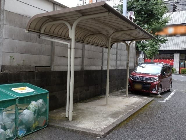 Room image 13