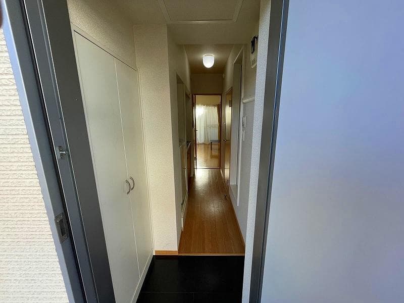 Room image 14