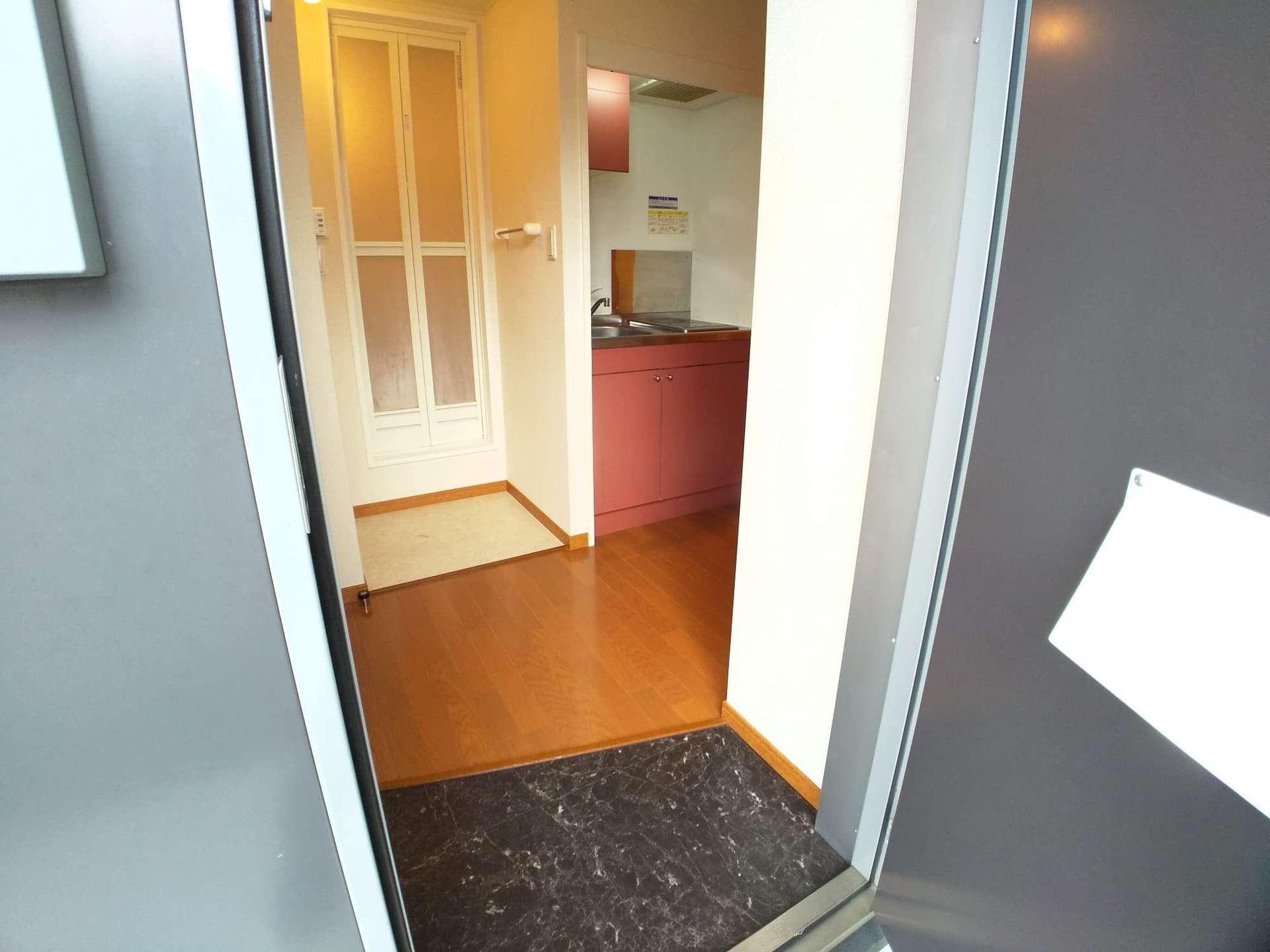 Room image 13