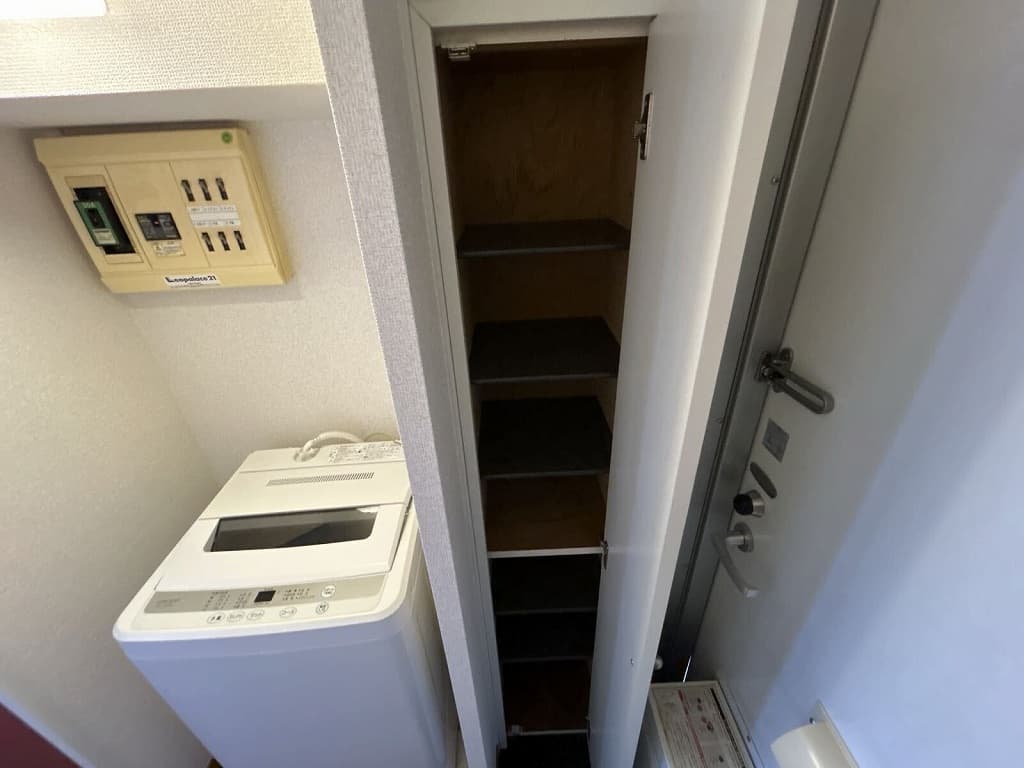 Room image 13