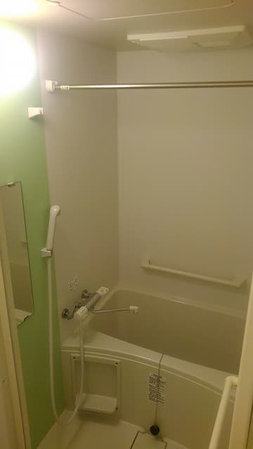 Room image 9