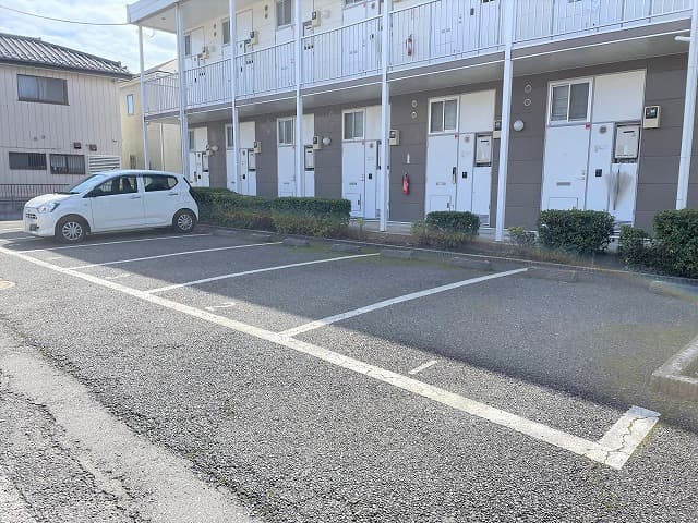 Room image 13