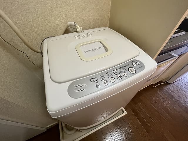Room image 8