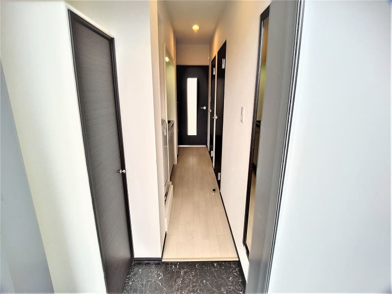 Room image 12