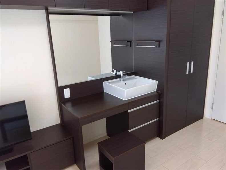 Room image 11