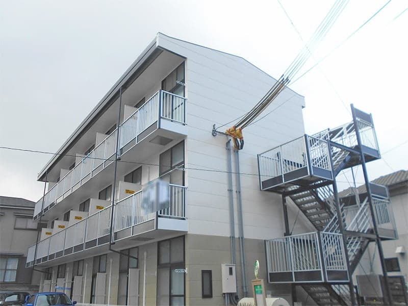 Main exterior of leopalace Maple