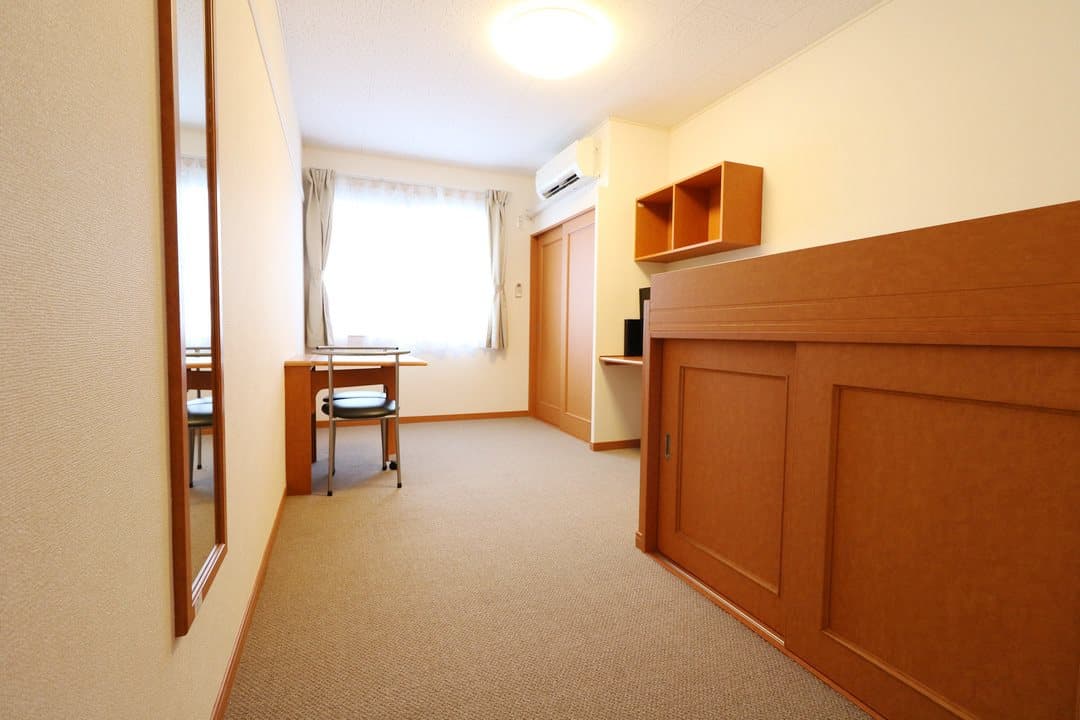 Room image 10