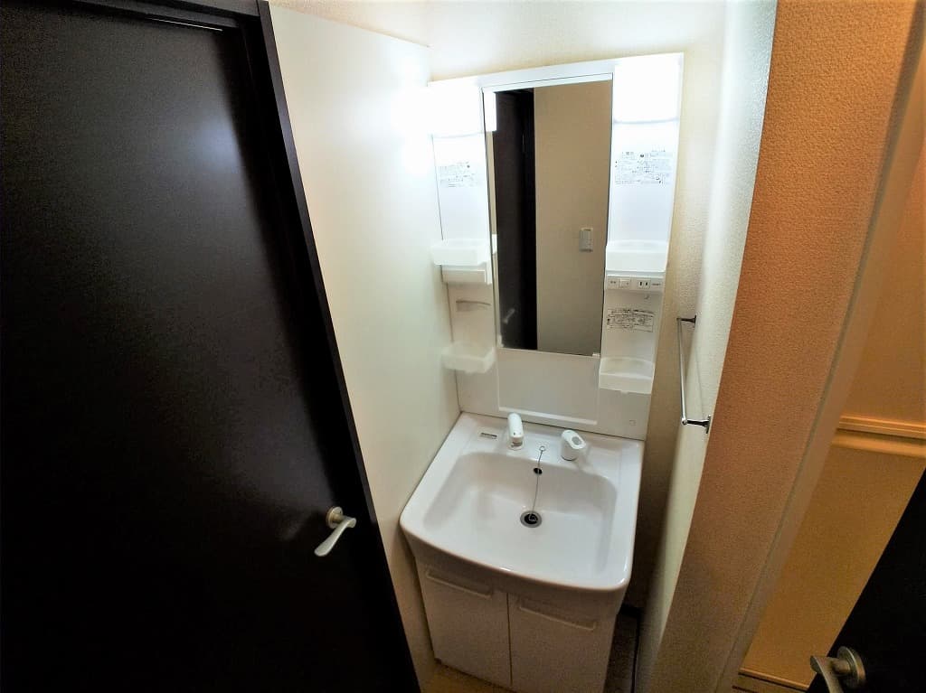 Room image 14
