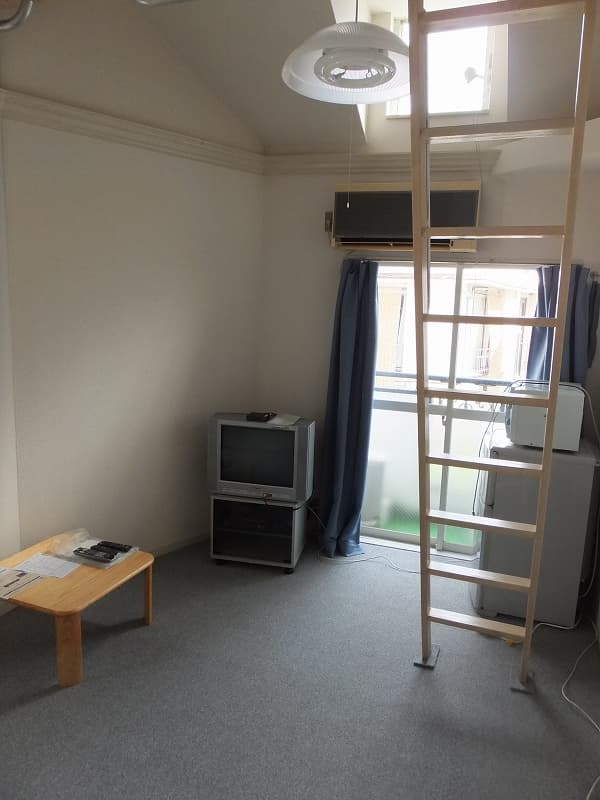 Room image 9