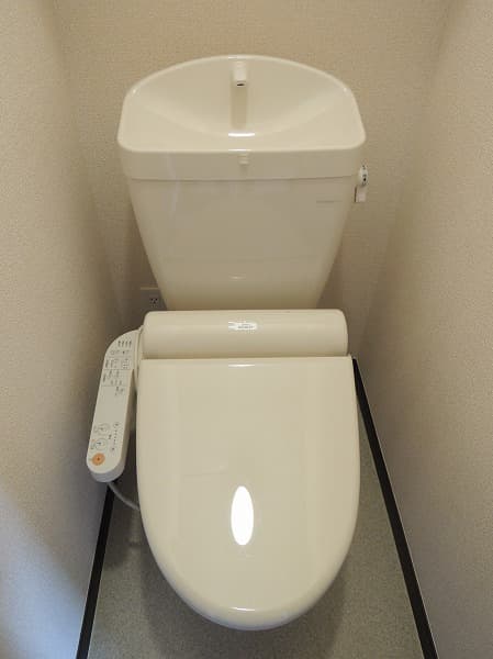 Room image 12