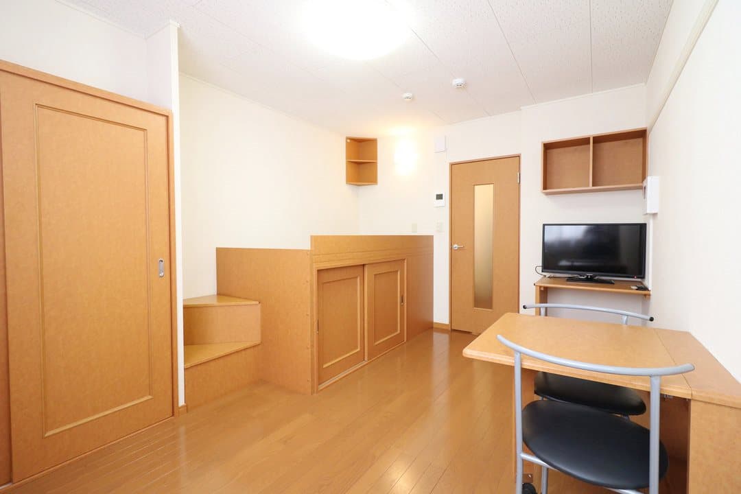 Room image 11