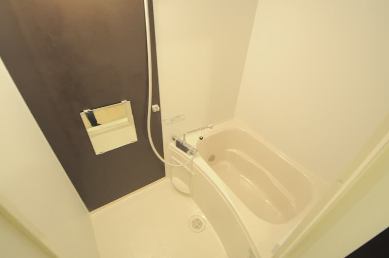 Room image 14