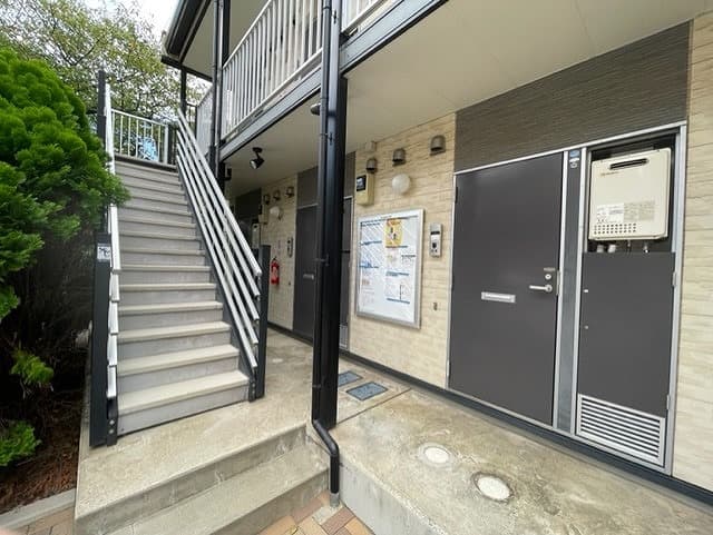 Room image 16