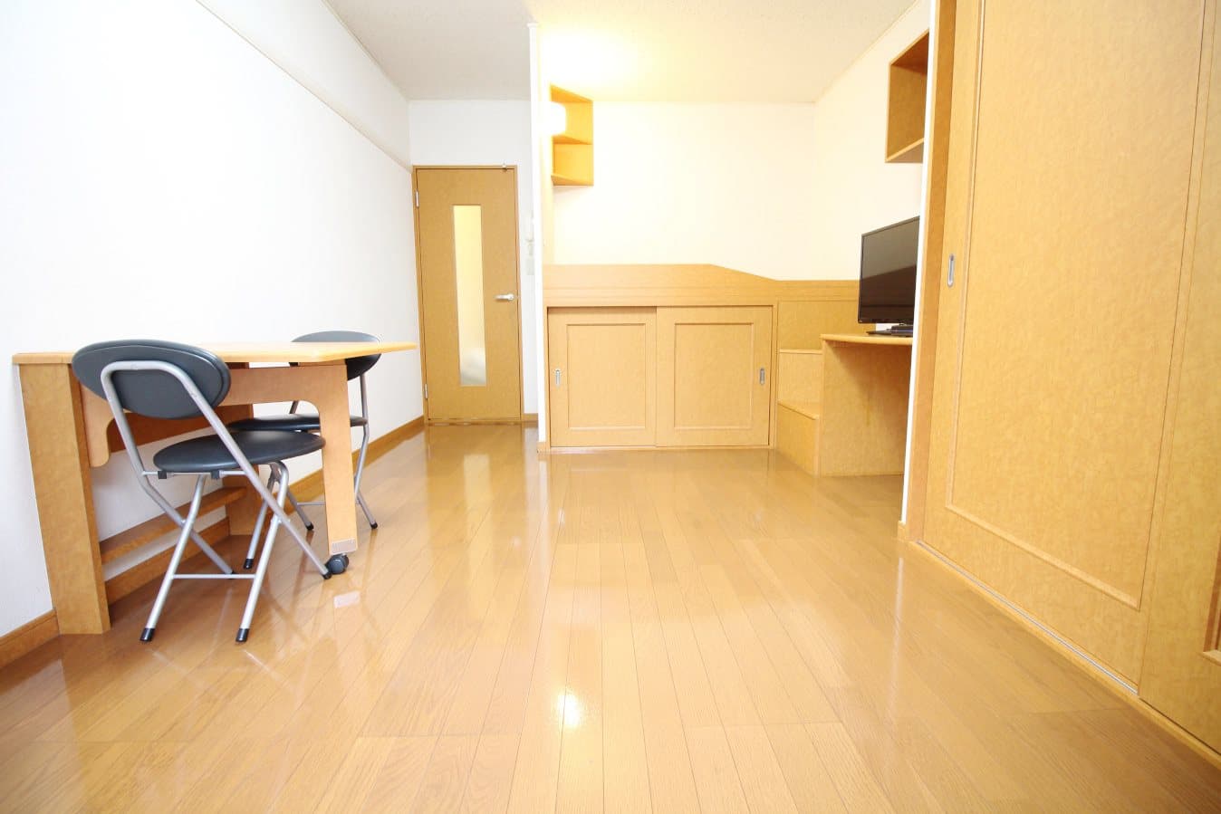 Room image 11