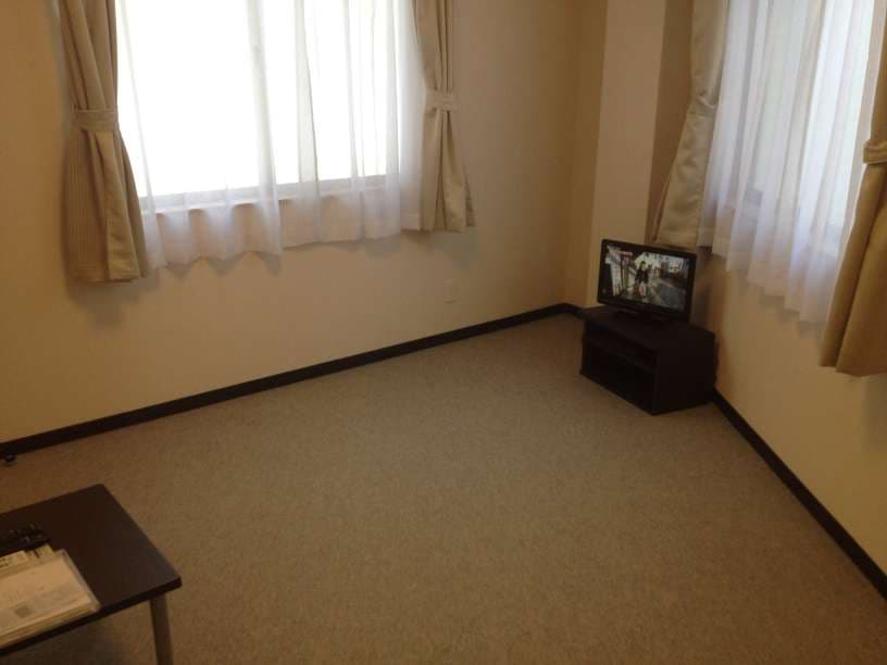 Room image 11