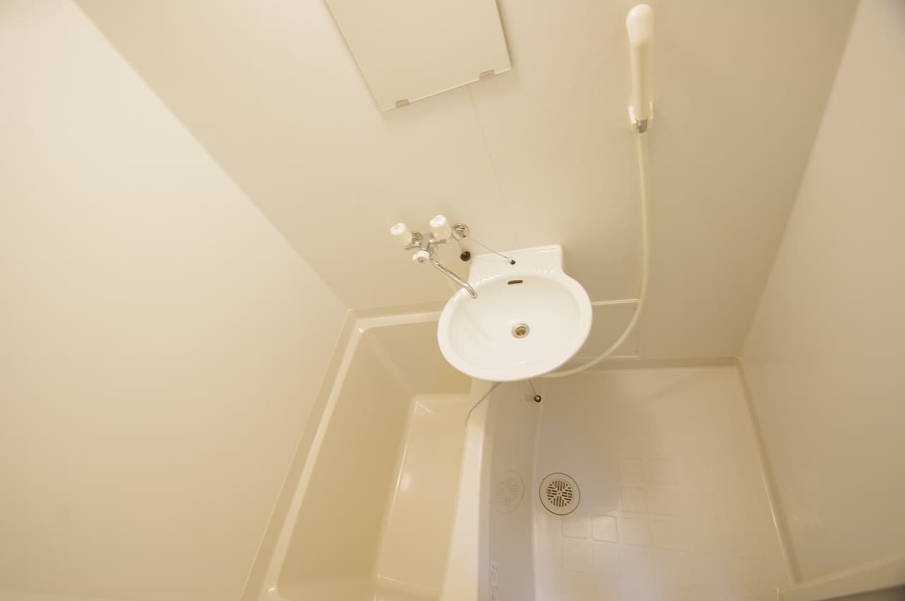 Room image 10