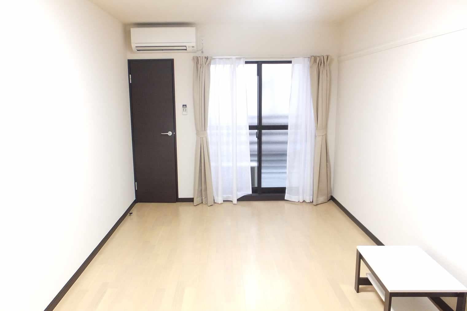 Room image 10