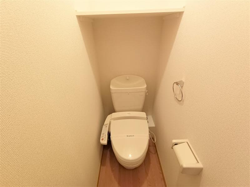 Room image 11