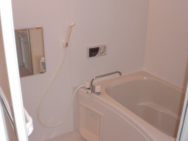 Room image 13