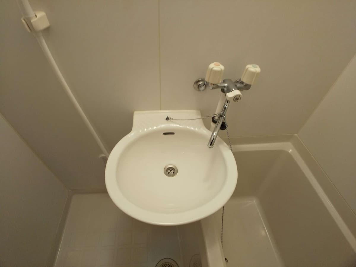 Room image 11