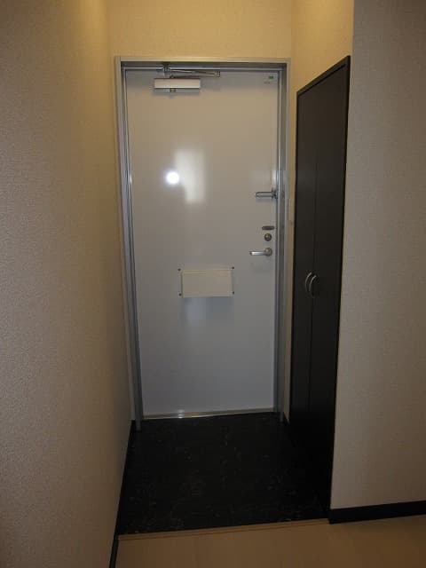 Room image 15