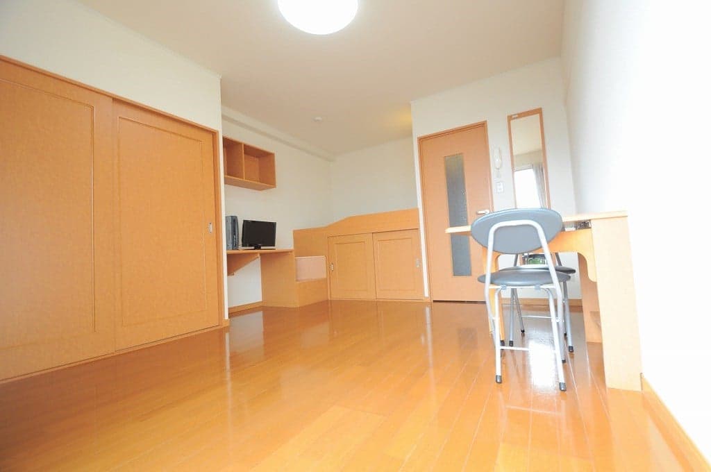 Room image 9