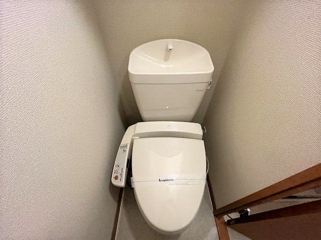 Room image 9