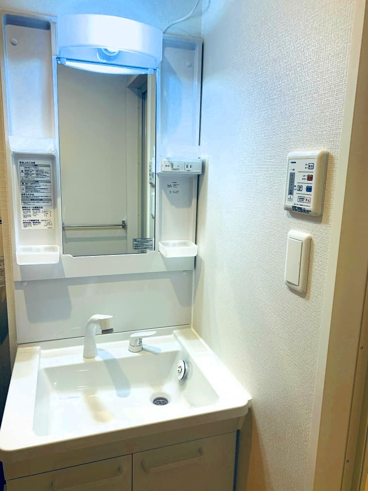 Room image 10