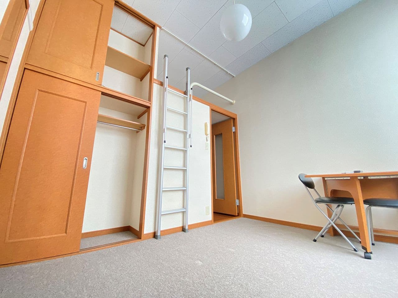 Preview interior of leopalace Mizuho Second