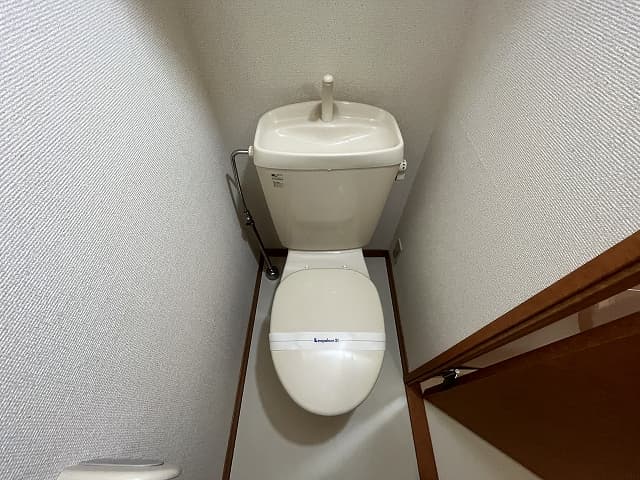 Room image 9