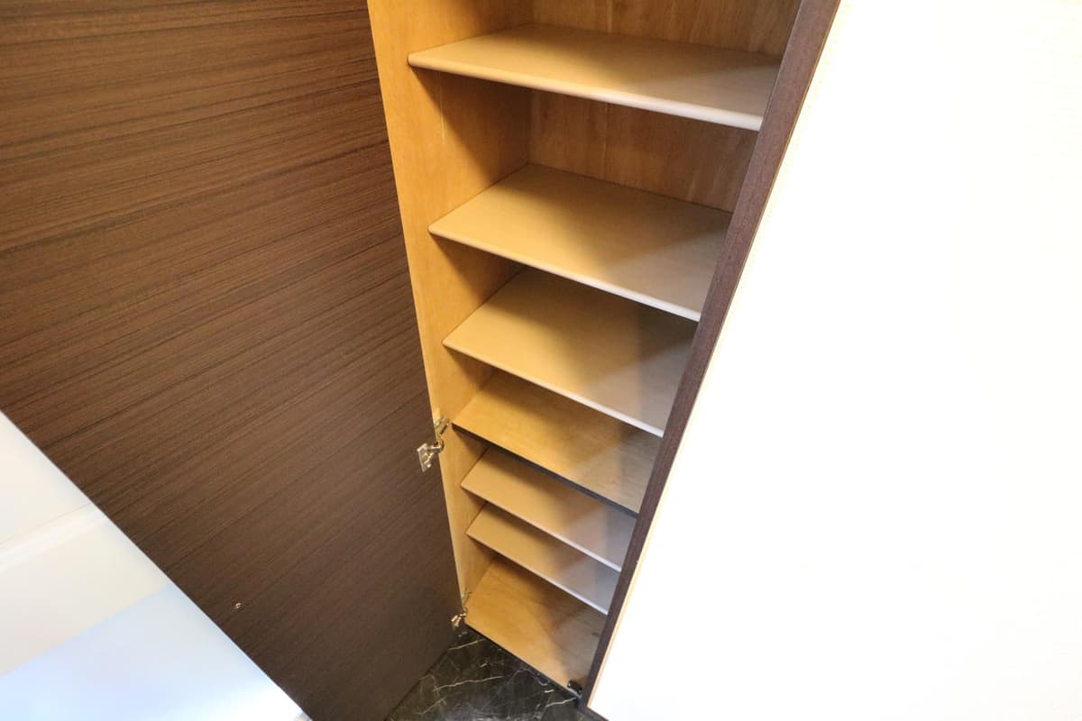 Room image 13