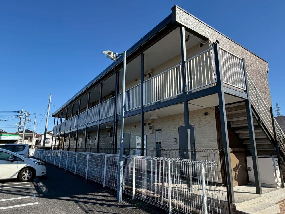 Main exterior of leopalace Route 4 Seiji