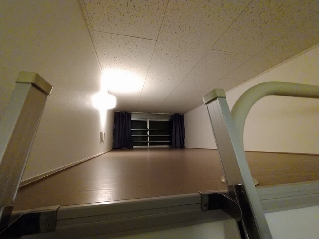 Room image 16