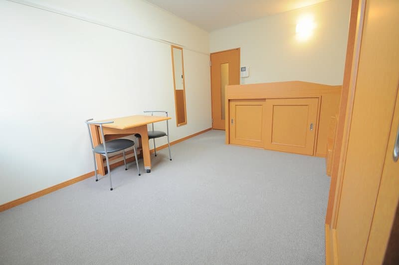 Room image 16
