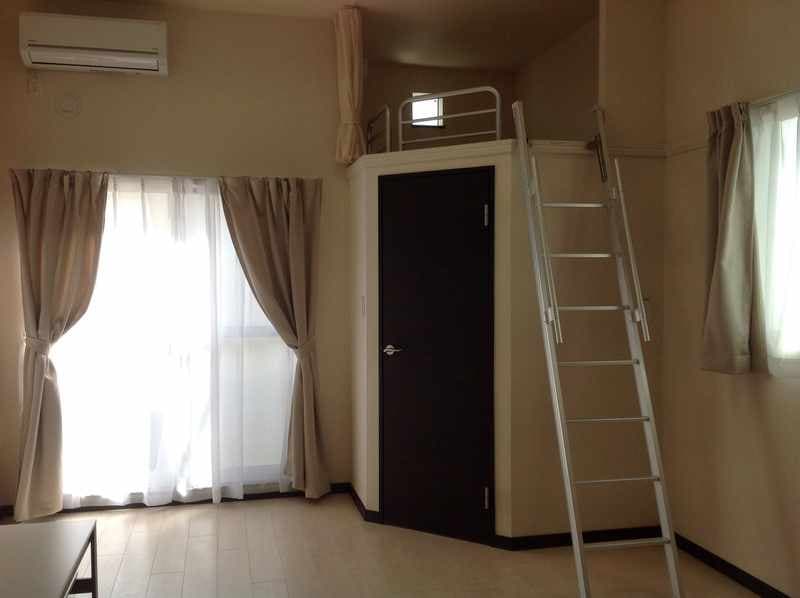Preview interior of LEONEXT Yashizuka B