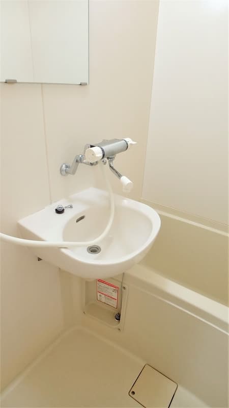Room image 15